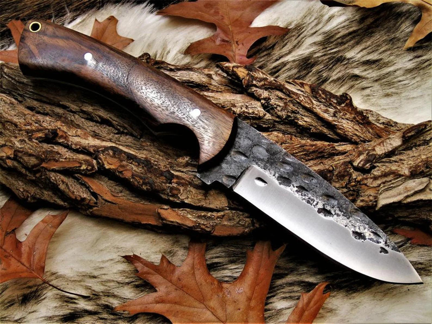 HIGH QUALITY HUNTING KNIFE